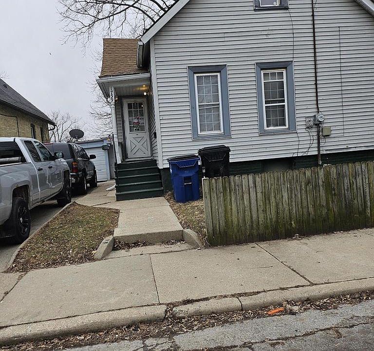 1st image of 1759 Hill STREET