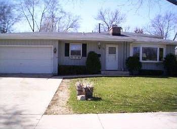 1st image of 992 N Edgelawn Dr
