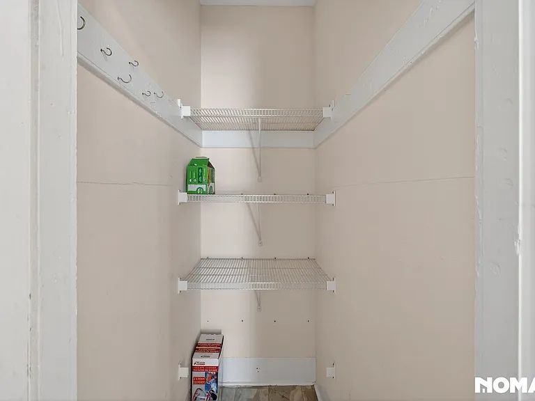 1855 W 58th St #1 — Photo 15