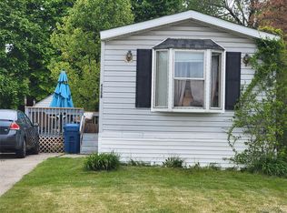 4158 Bickel St, Milford, MI 48381