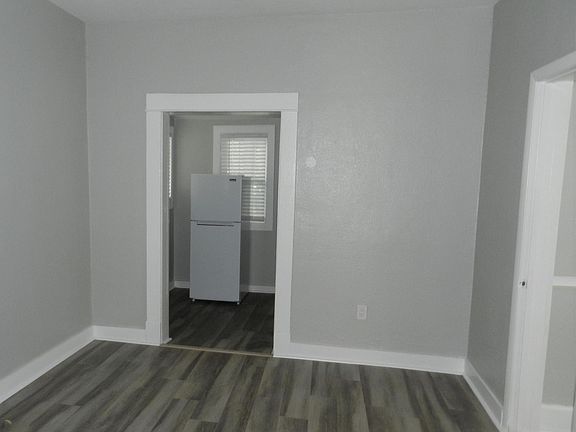 2nd image of 263 6th Ave N #2