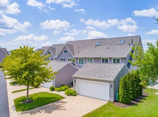 400 Harbor Pointe Dr, East Peoria, IL