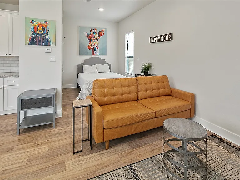 1104 Arizona St #A — Photo 11