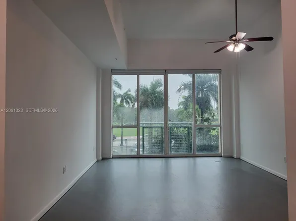 253 NE 2nd St APT 234, Miami, FL 33132