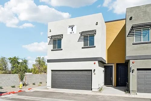Villas at 91st Photo 1