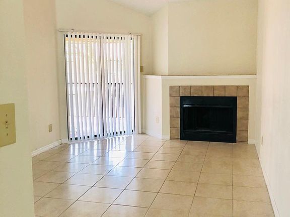 5th image of 8722 Mallard Reserve Dr