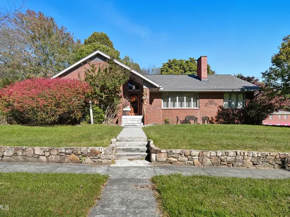 1202 Virginia Ave NW, Norton, VA 24273