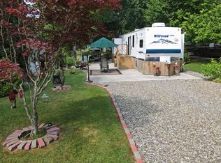 112 Moccasin Ln, Blairsville, GA 30512