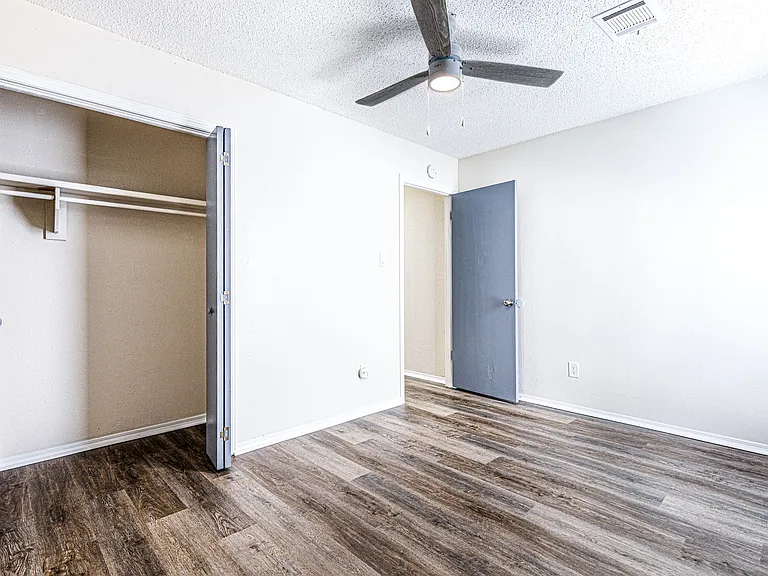 912 NE Tortoise Dr — Photo 19