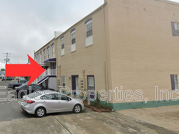 2nd image of 103 N Center St Unit E