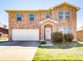1716 Diamond Lake Trl, Justin, TX 76247