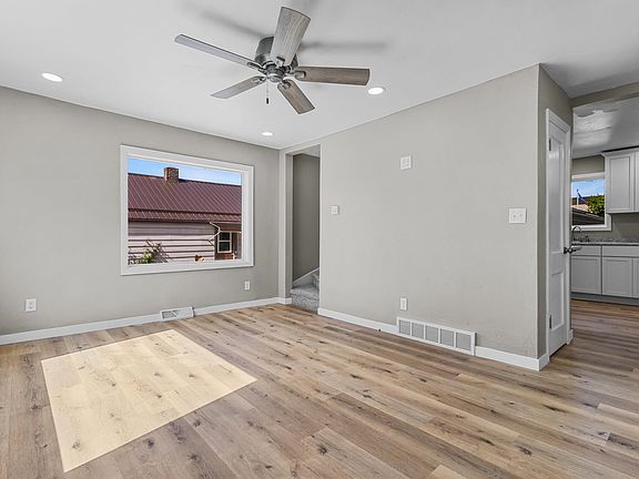 4th image of 316 Lee St
