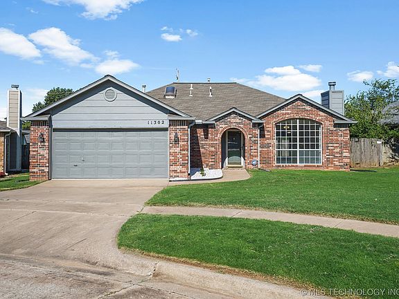 3rd image of 11302 S Nandina Ave