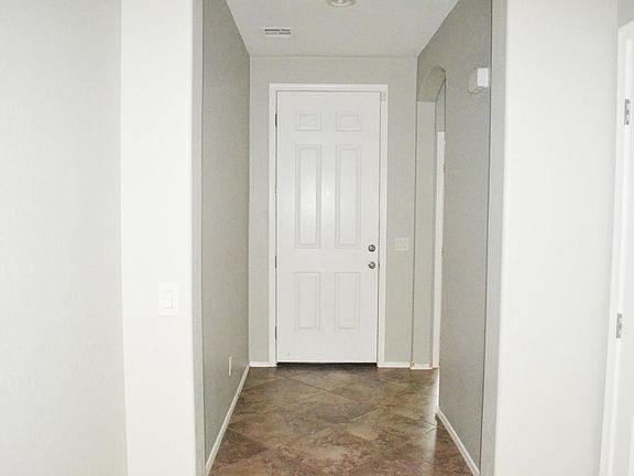4th image of 15157 W Aster Dr