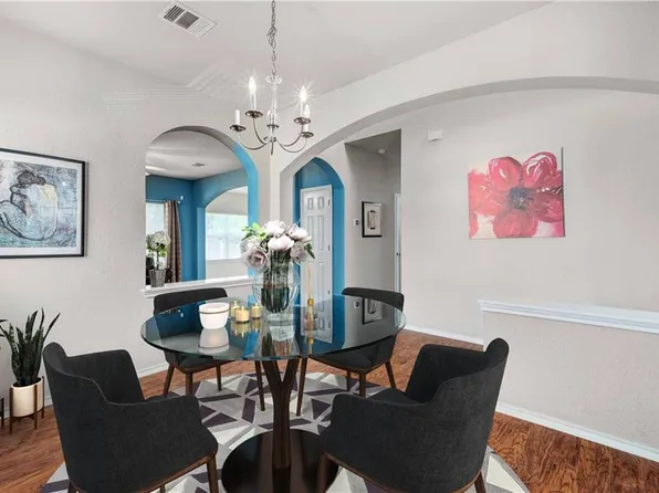 8701 Meridian Oak Ln, Austin, TX 78744