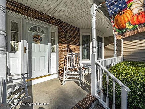 2nd image of 707 Joseph Ave
