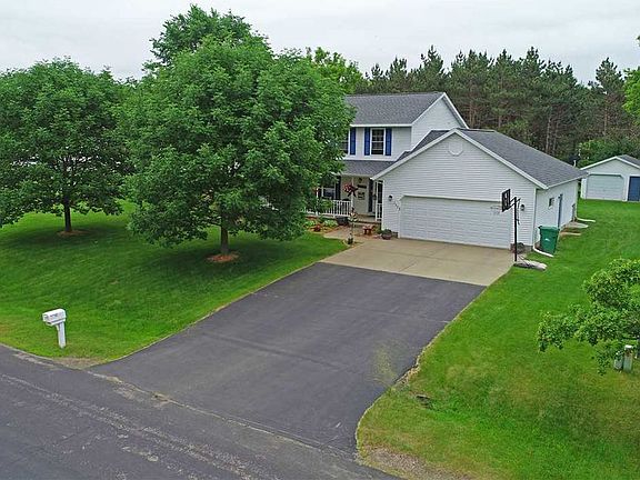 3rd image of 325 King Olavs Ln
