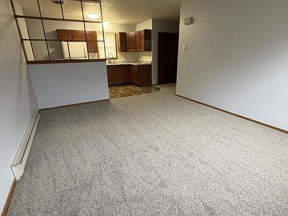 2nd image of 1172 S Lincoln Ave Unit B