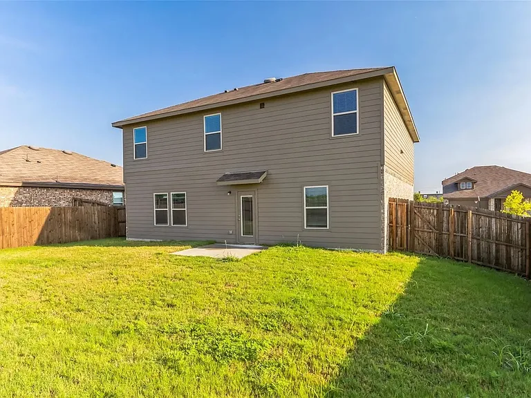 3124 Sweetwater Way — Photo 33