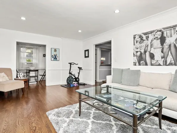 11 Campus Place #2A, Scarsdale, NY 10583