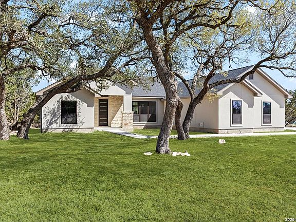 4th image of 237 Toucan