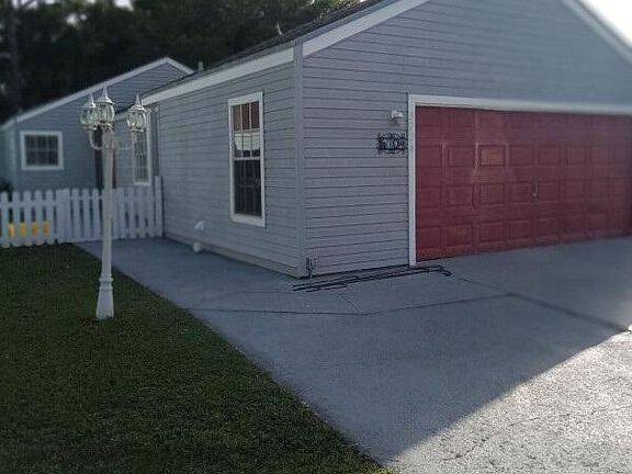 3rd image of 5704 Dewberry Way