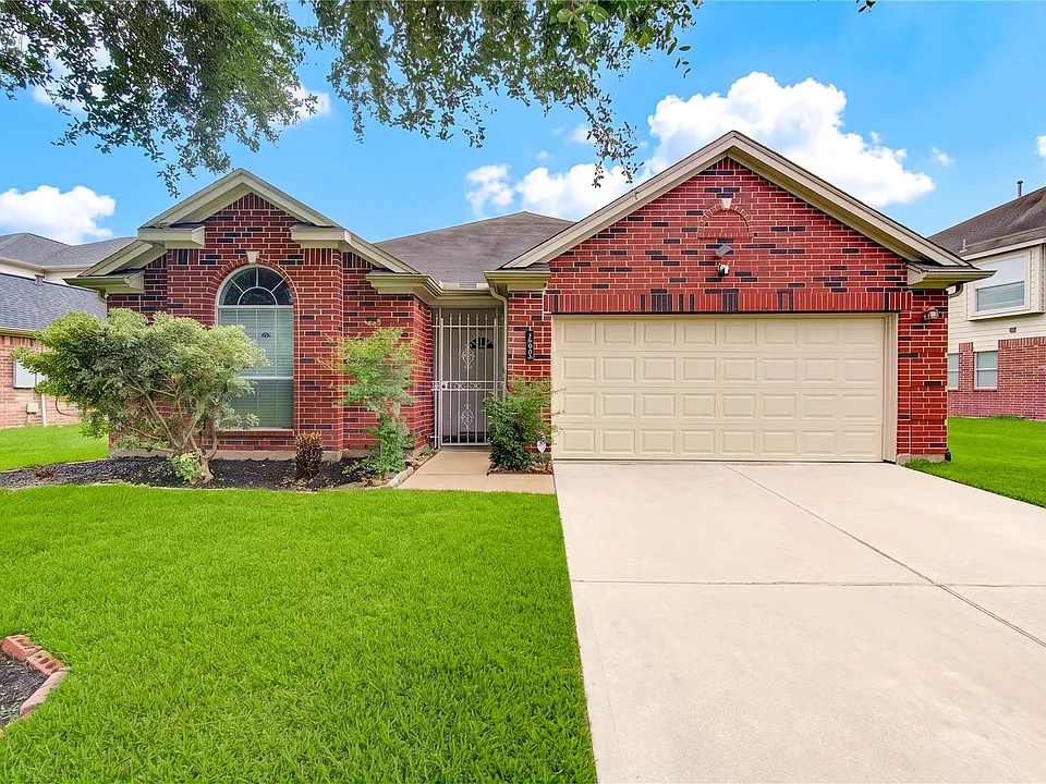 14027 Coveney Dr