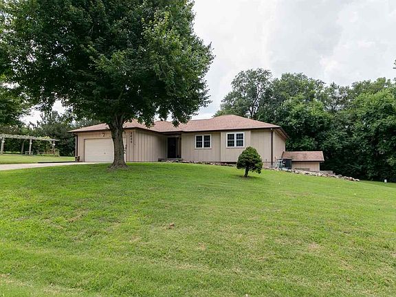 2nd image of 2633 Elmwood Ct