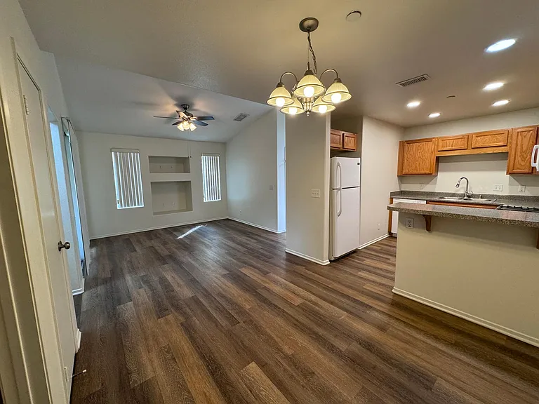 32531 Date Palm Dr #6 — Photo 3