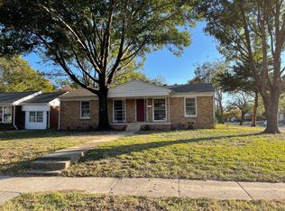 102 E Ireland Dr, Irving, TX 75062