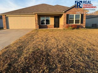 19 Curly Leaf Ln, Conway, AR 72032