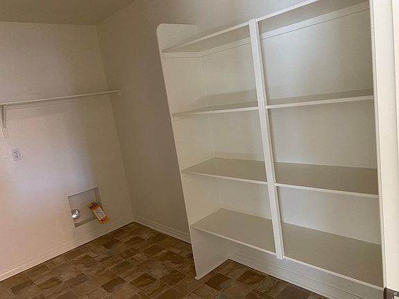 5th image of 5275 Coyote St