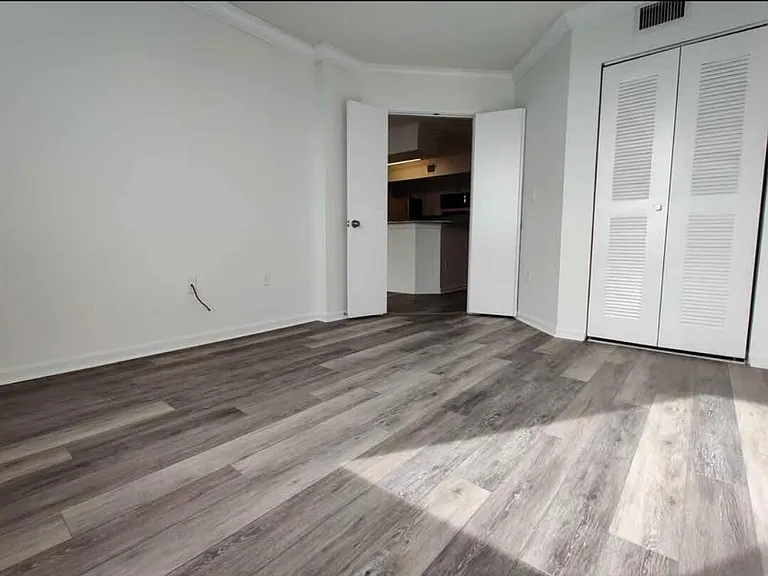 1000 Scotia Dr #506 — Photo 13