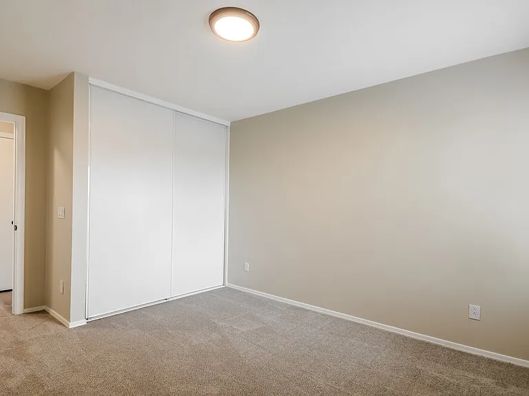 15331 W Cameron Cir — Photo 12