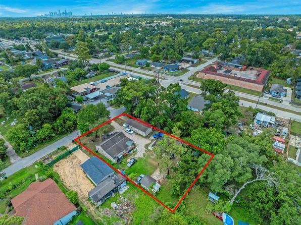 4915 Fitch St, Houston, TX 77016