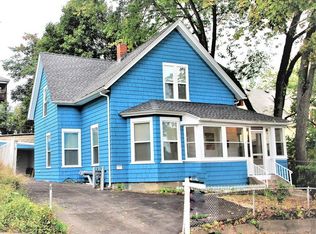 4 Albert St, Worcester, MA 01610