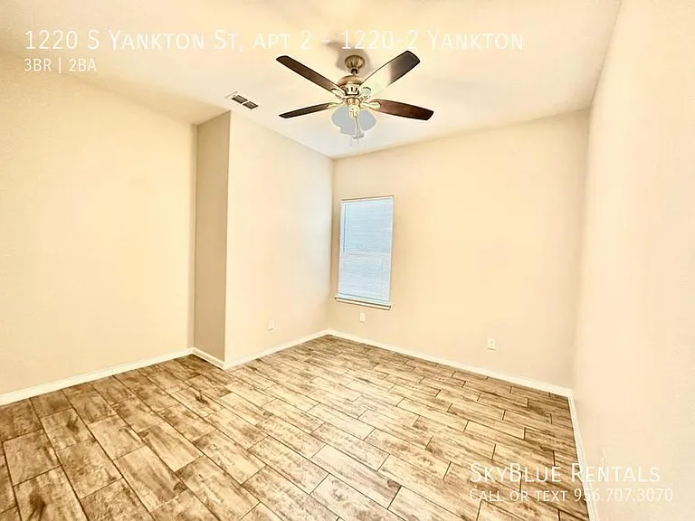 1220 S Yankton St #2 — Photo 7