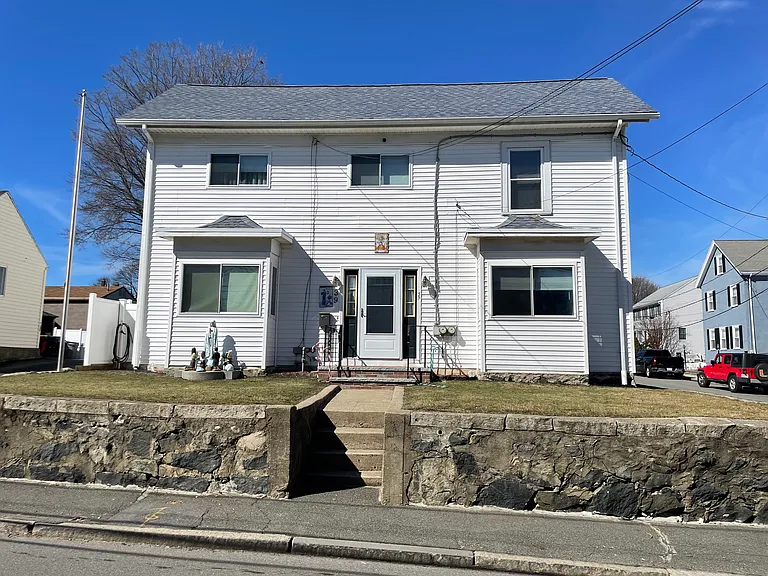 39 Franklin St #R — Photo 1
