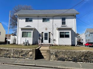 39 Franklin St #R, Woburn, MA 01801