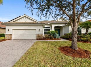 8207 Potomac Ln, Naples, FL 34104