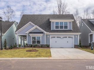 100 Bramble Ln, Clayton, NC 27527