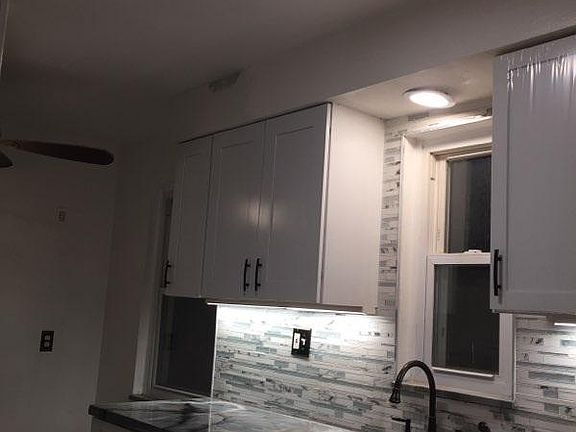 3rd image of 4417 Lucille Ave
