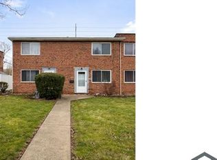 5978 Glenway Dr #A, Brookpark, OH 44142
