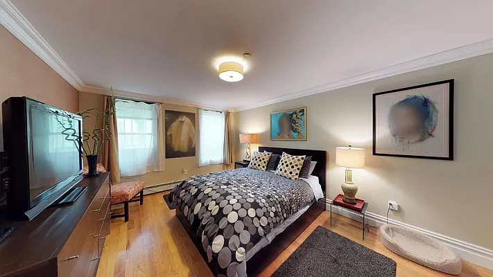 Rented by Compass | media 45