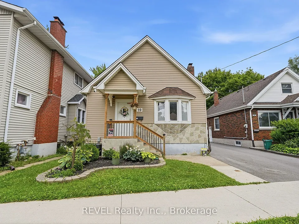 19 Leeper St
