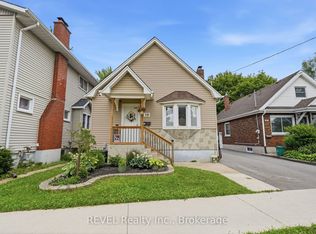 19 Leeper St, Saint Catharines, ON L2S2M9