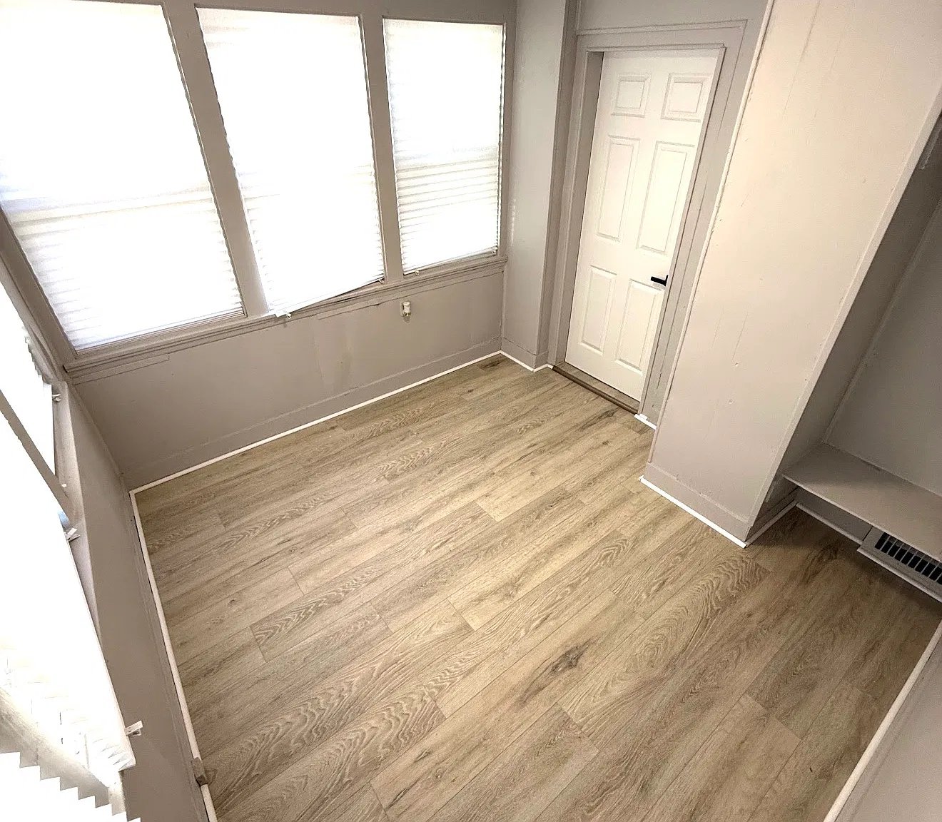 3 bed, 1064 sqft, $1,290 — Photo 4
