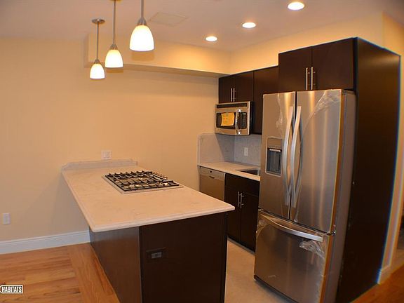 2nd image of 3089 38th St APT 4W