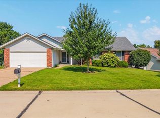 25 Park Pl, Saint Peters, MO 63376