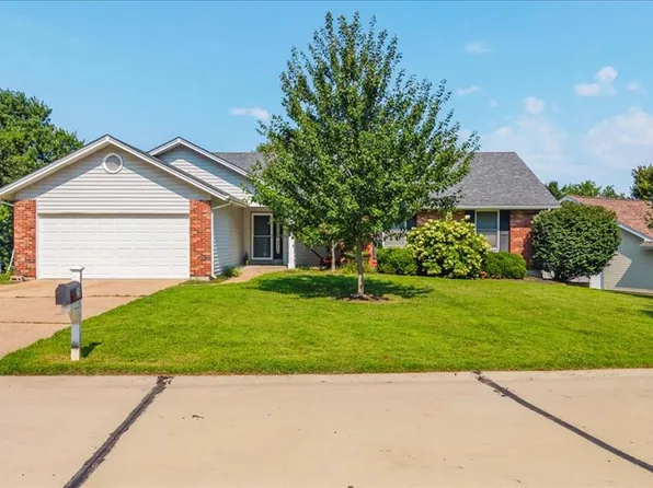 25 Park Pl, Saint Peters, MO 63376